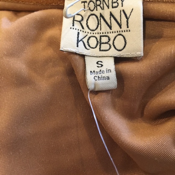 TORN BY RONNY KOBO Sabrina Velvet Bell Sleeve Top - Picture 8 of 8